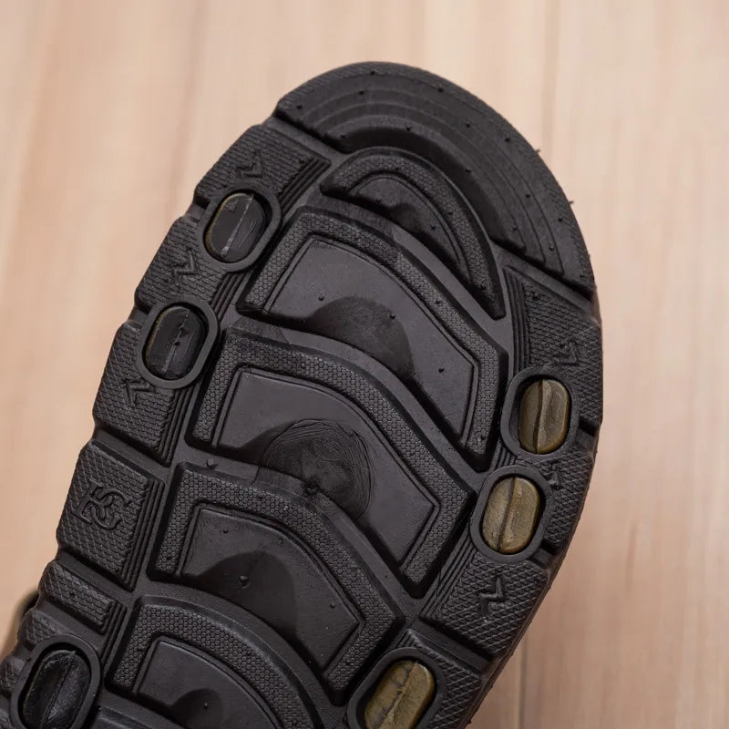 COMFORTABLE AND BREATHABLE SANDALS FOR MEN