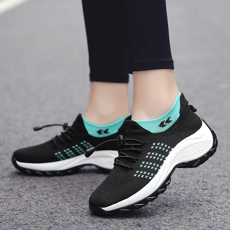 EMILY™ ORTHOPEDIC SNEAKERS WITH STRETCHABLE CUSHION