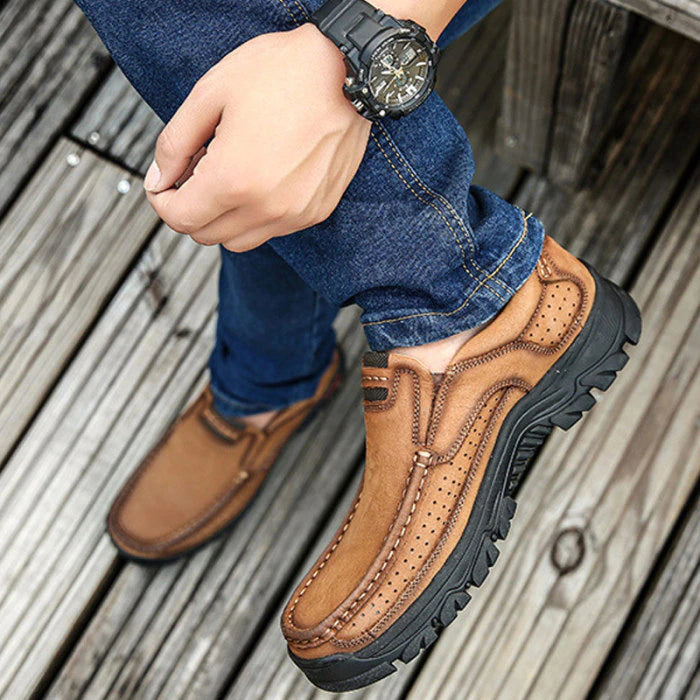 SOFT AND COMFORTABLE CASUAL STYLE SHOES FOR MEN