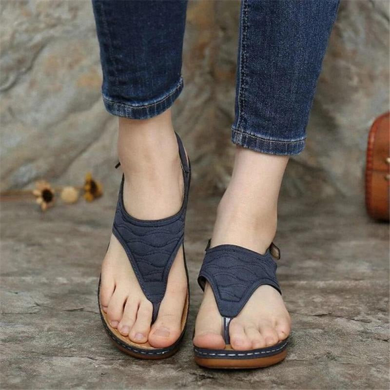 SOFT AND COMFORTABLE SANDALS WITH BACK STRAP